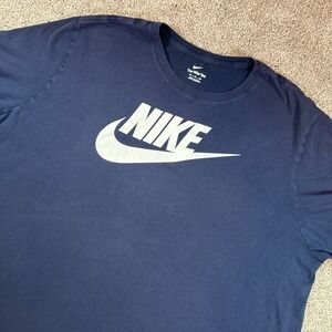 Nike Sportswear T Shirt Mens 2XL Blue Comfort Performance Standard Fit Crew Neck